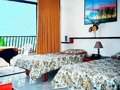 Hotel Golden Paradise Playa El Agua Bagian luar foto